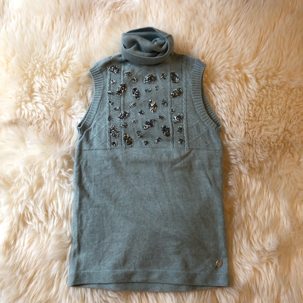 Chanel 16A cashmere tank top turtle neck 36 S